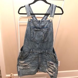 American Eagle Shortalls